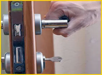 Metro Locksmith Services Houston, TX 713-470-0703 Metro Locksmith Services Houston, TX 713-470-0703 - 7-lock-installation